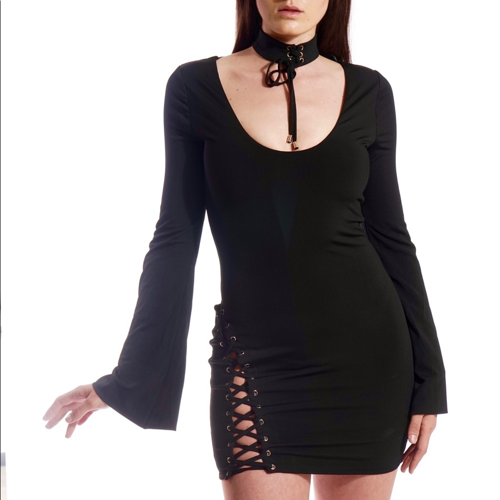 Bodycon thigh cut out mini dress